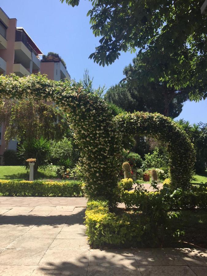 Parco Tirreno Hotel Roma Eksteriør bilde
