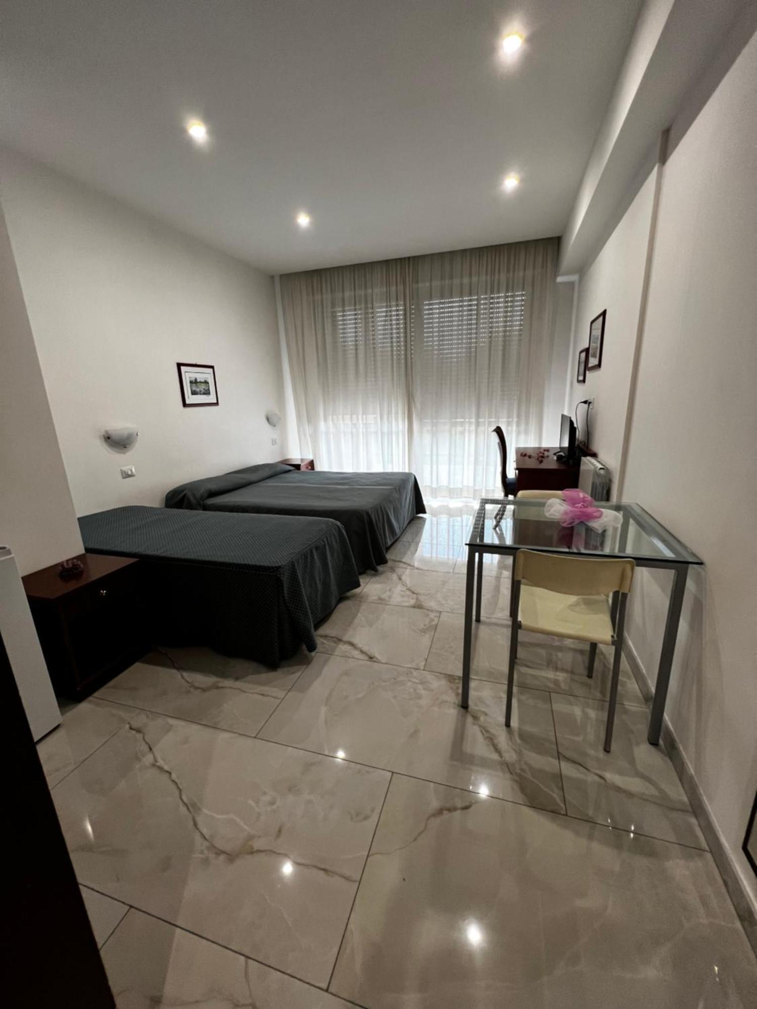 Parco Tirreno Hotel Roma Eksteriør bilde