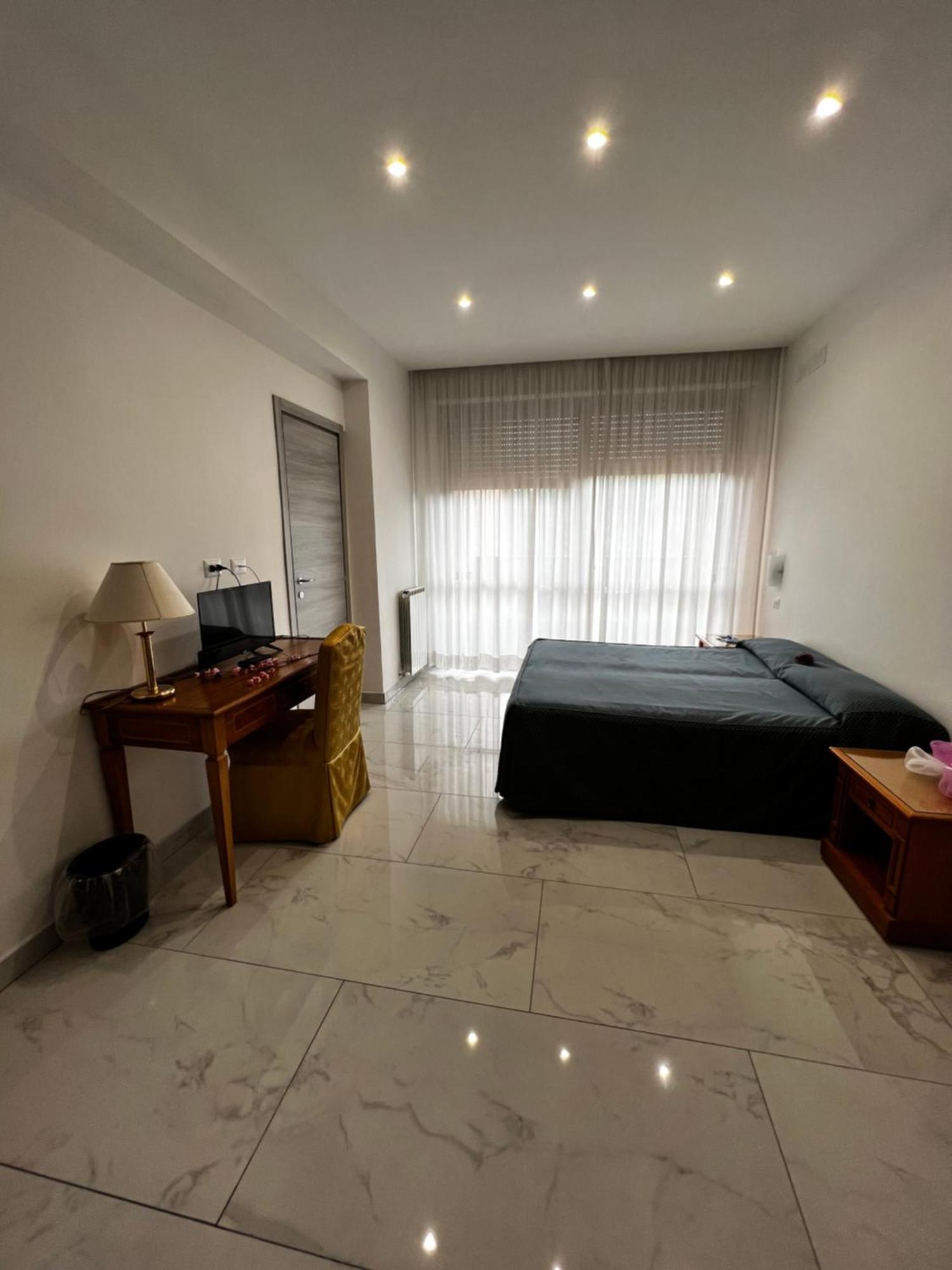 Parco Tirreno Hotel Roma Eksteriør bilde
